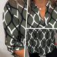 🍀【S-3XL】😍Női geometrikus mintás V-nyakú blúz🌹