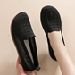 👟 Női légáteresztő, repülő kötésű slip-on cipő